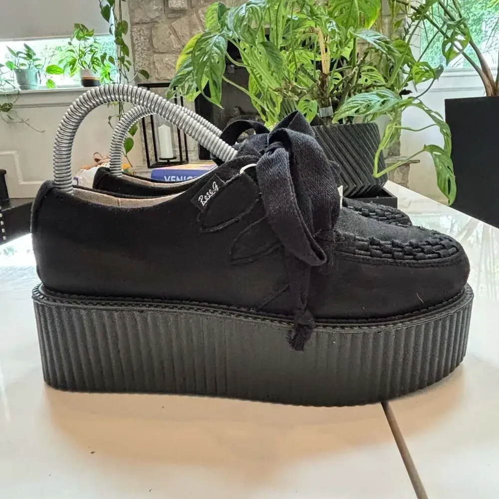 Rose.G Black Suede Platform Creeper Shoes with Spike Detail Size 7